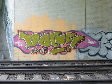 Graffiti Bombing in Königslutter - Photo by Candyflip - doqs, dq (2012)