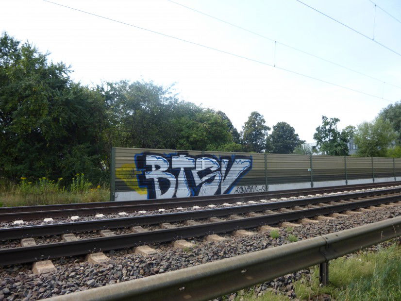 Graffiti Bombing in Königslutter - Photo by Candyflip - btsv, cabs