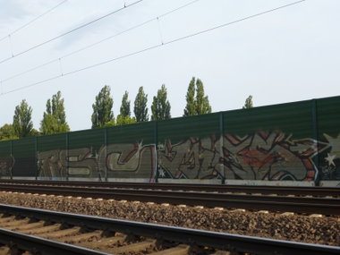Graffiti Bombing in Brunswick - Photo by Candyflip - rsc, mies, braunschweig