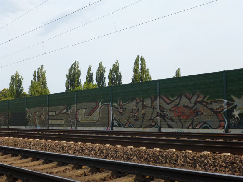 Graffiti Bombing in Brunswick - Photo by Candyflip - rsc, mies, braunschweig