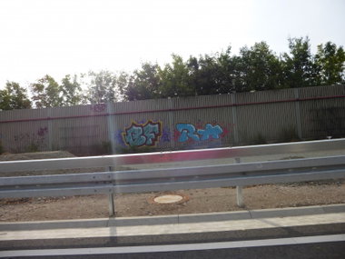 Graffiti Bombing in Brunswick - Photo by Candyflip - bf, ra, braunschweig