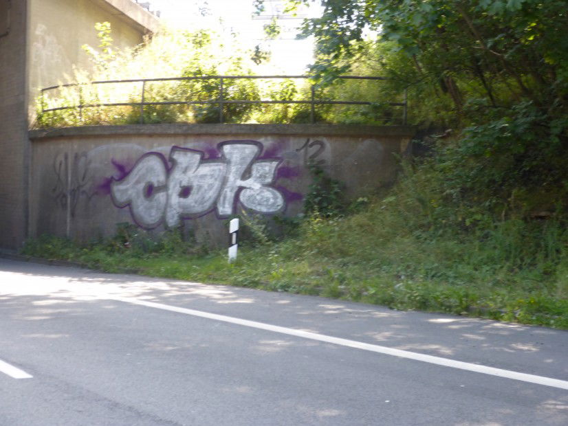 Graffiti Bombing in Mariental - Photo by Candyflip - cdk (2012)