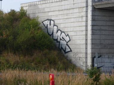 Graffiti Bombing in Helmstedt - Photo by Candyflip - ons, a2, braunschweig
