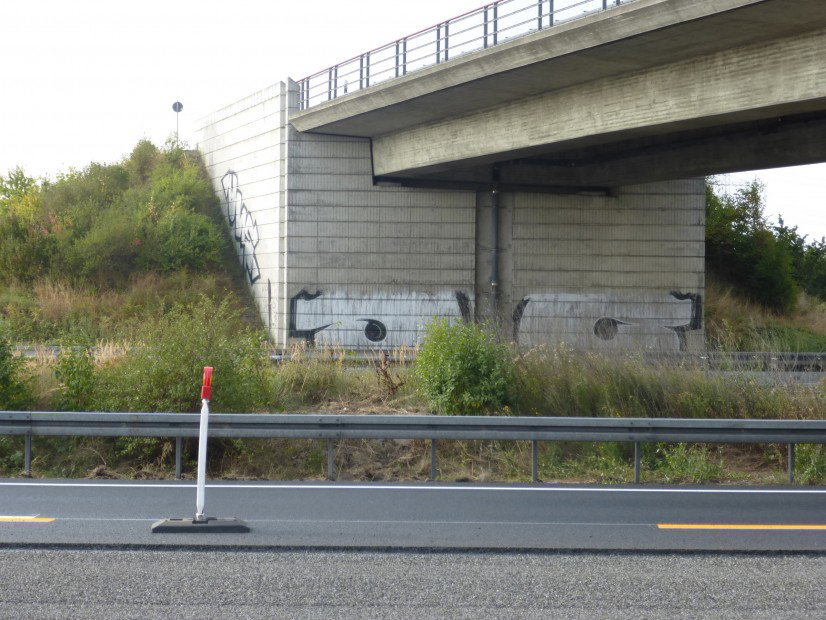 Graffiti Bombing in Helmstedt - Photo by Candyflip - oo, ohoh, a2