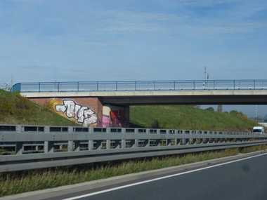 Graffiti Bombing in Cremlingen - Photo by Candyflip - ons, braunschweig