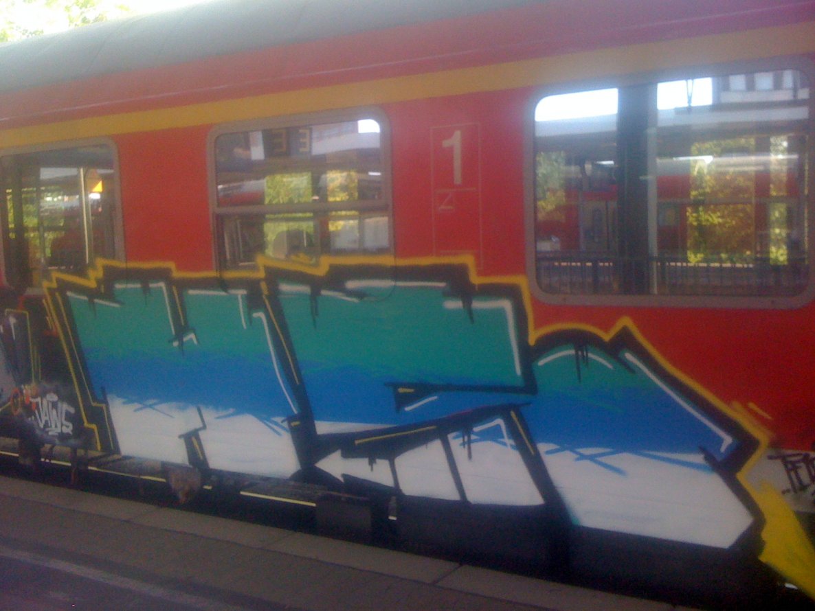 Graffiti Train in Braunschweig - Photo by Candyflip - hs