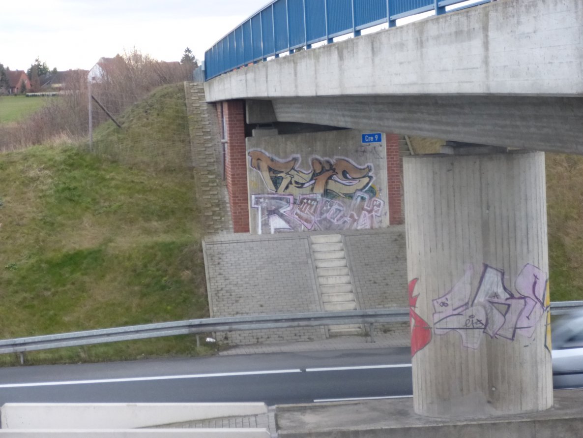 Graffiti Bombing in Cremlingen - Photo by Candyflip - reis, reck, braunschweig