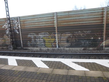 Graffiti Bombing in Cremlingen - Photo by Candyflip - hiv, braunschweig
