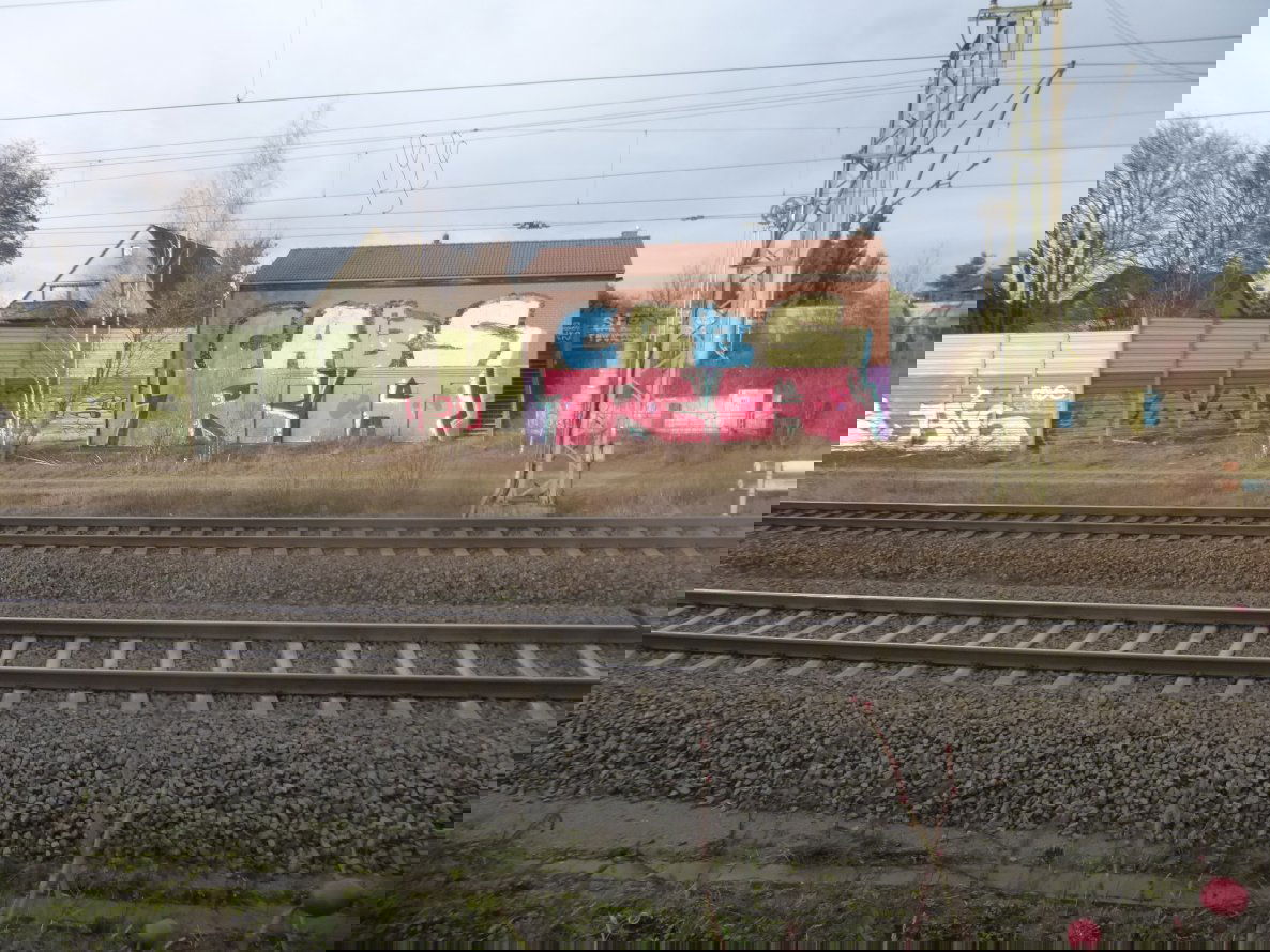 Graffiti Bombing in Cremlingen - Photo by Candyflip - cabs, ra, braunschweig