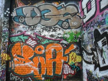 Graffiti Wall in Brunswick - Photo by Candyflip - sqa, exit, dq