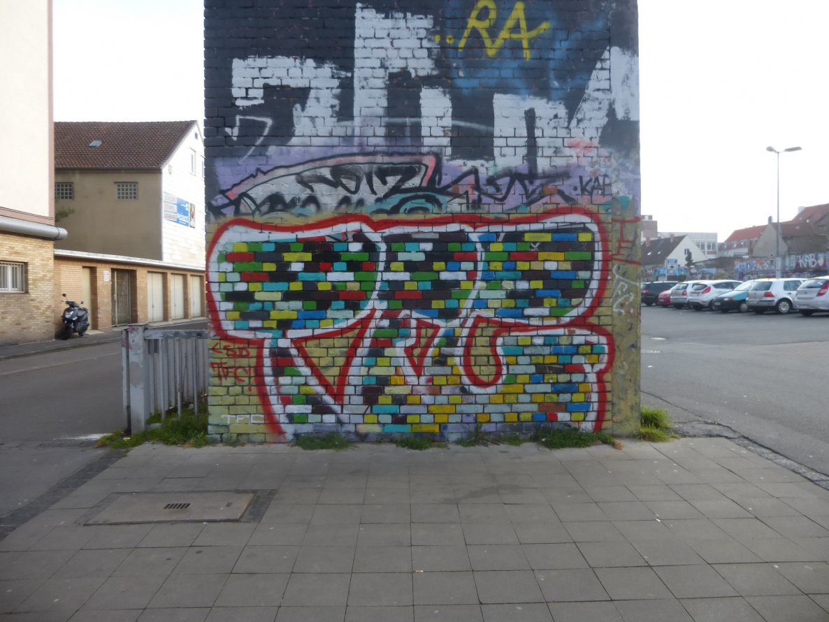 Graffiti Wall in Brunswick - Photo by Candyflip - tfc, lsd, braunschweig