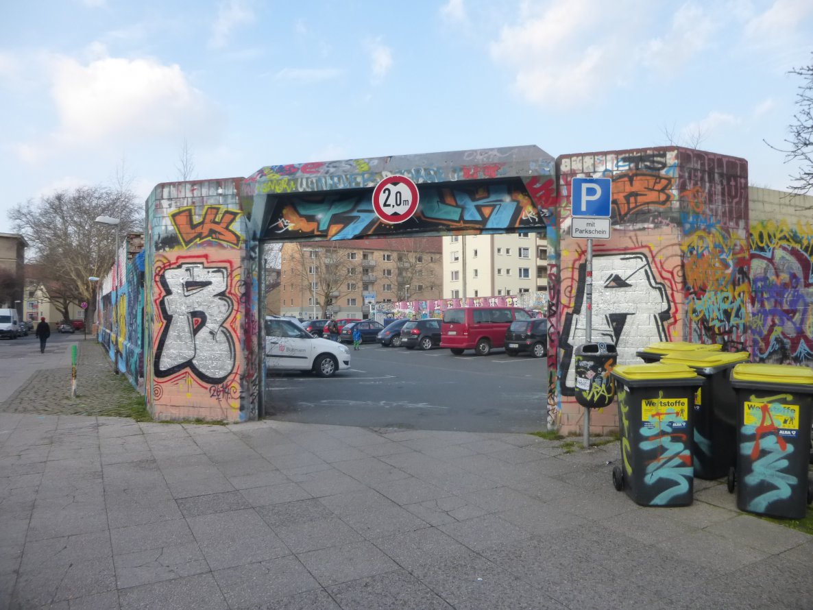 Graffiti Wall in Brunswick - Photo by Candyflip - ra, braunschweig (2014)