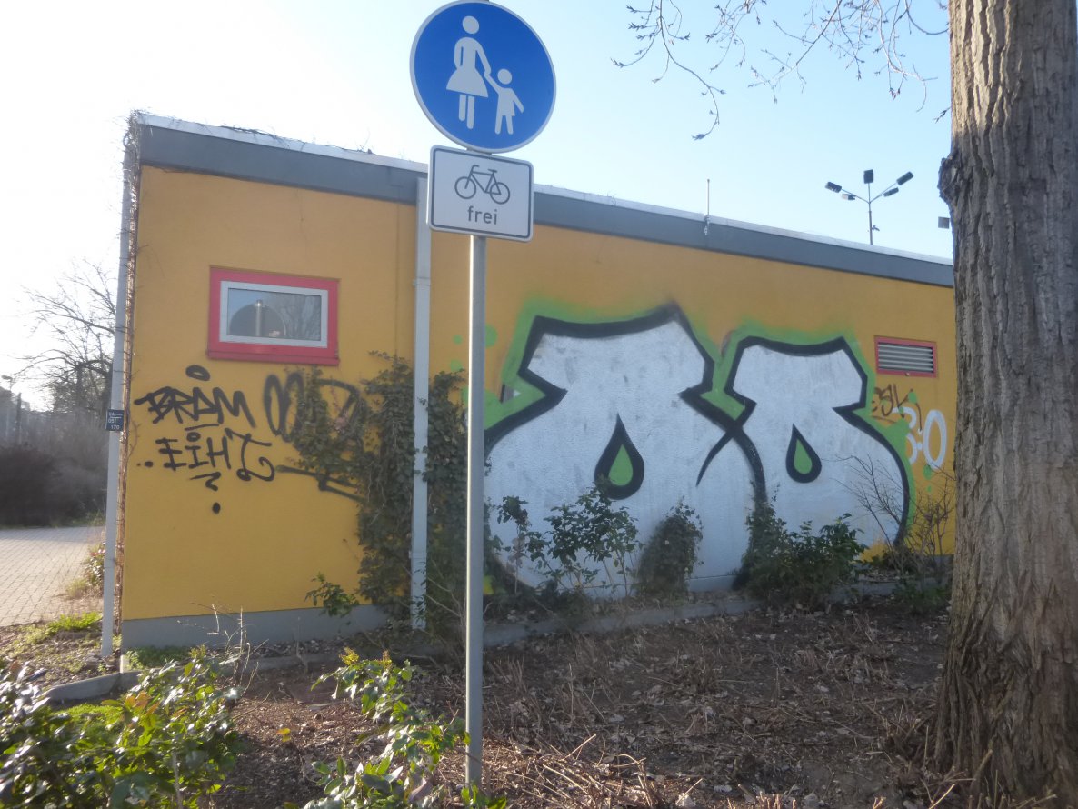 Graffiti Bombing in Magdeburg - Photo by Candyflip - oo, ohoh, magdeburg