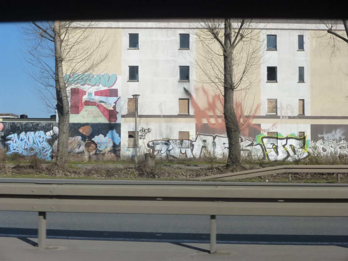 Graffiti Bombing in Magdeburg - Photo by Candyflip - rbk, oo, ohoh