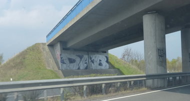 Graffiti Bombing in Hannover - Photo by Candyflip - dab, hannover