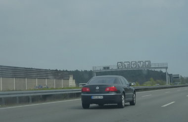 Graffiti Bombing in Lehre - Photo by Candyflip - btsv, a2, braunschweig