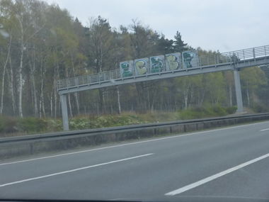 Graffiti Bombing in Königslutter - Photo by Candyflip - lcs, bf, a2