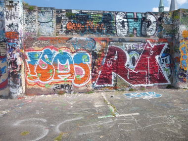 Graffiti Wall in Brunswick - Photo by Candyflip - ra, braunschweig