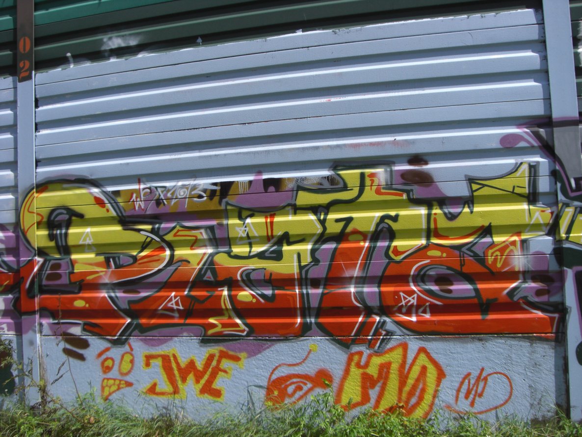 Graffiti Wall in Magdeburg - Photo by Candyflip - platz, magdeburg