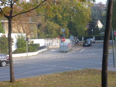 Graffiti Bombing in Berlin - Photo by Candyflip - htz