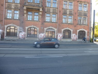 Graffiti Bombing in Magdeburg - Photo by Candyflip - cool, cools, oo