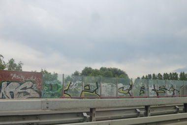 Graffiti Bombing in Braunschweig - Photo by Candyflip - mrs, pcbs, psycho