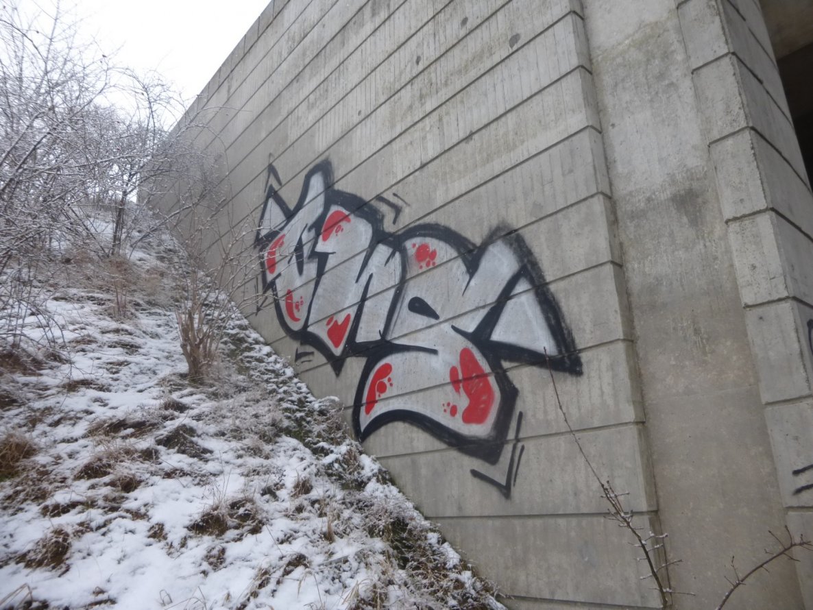 Graffiti Bombing in Landkreis Helmstedt - Photo by Candyflip - ons, a2