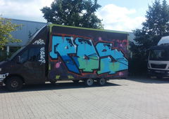 Graffiti Artwork - Photo by Candyflip