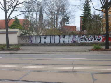 Graffiti Bombing in Magdeburg - Photo by Candyflip - oo, ohoh, idol
