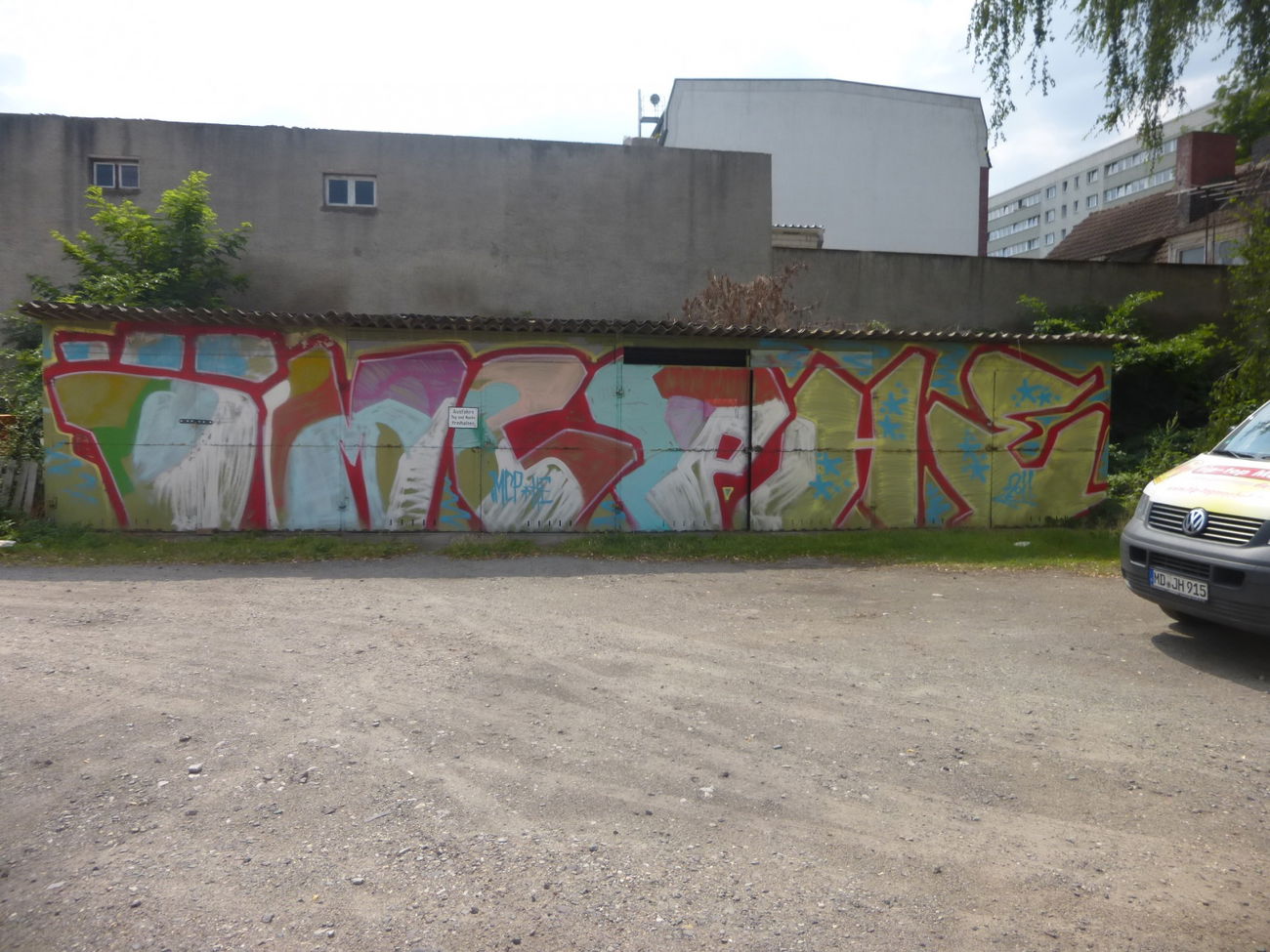 Graffiti Bombing in Magdeburg - Photo by Candyflip - imcp, he