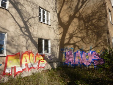 Graffiti Bombing in Magdeburg - Photo by Candyflip - maus, magdeburg (2015)