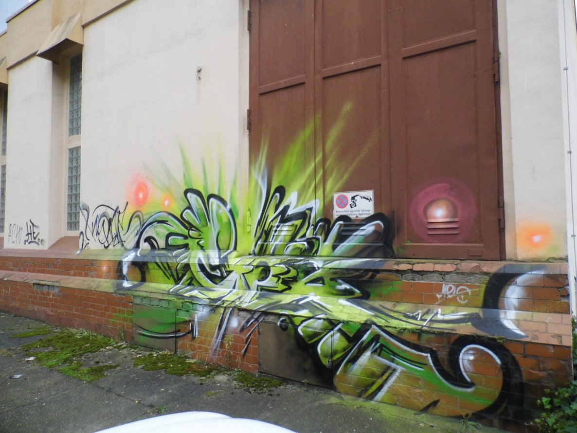 Graffiti Street Art in Magdeburg - Photo by Candyflip - exer, magdeburg (2014)