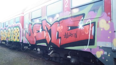 Graffiti Train - Photo by Candyflip - dere, tam, trasher (2015)