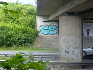 Graffiti Bombing in Braunschweig - Photo by Candyflip - ce, ce, crew