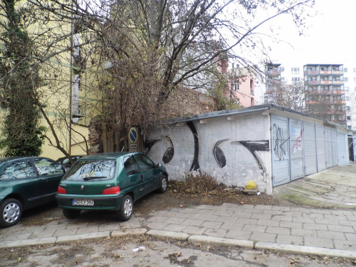 Graffiti Bombing in Magdeburg - Photo by Candyflip - oo, ohoh