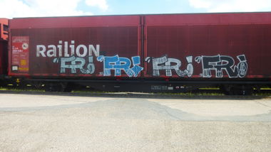 Graffiti Train in Braunschweig - Photo by Candyflip - fri, free, ahb (2014)