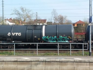 Graffiti Train - Photo by Candyflip