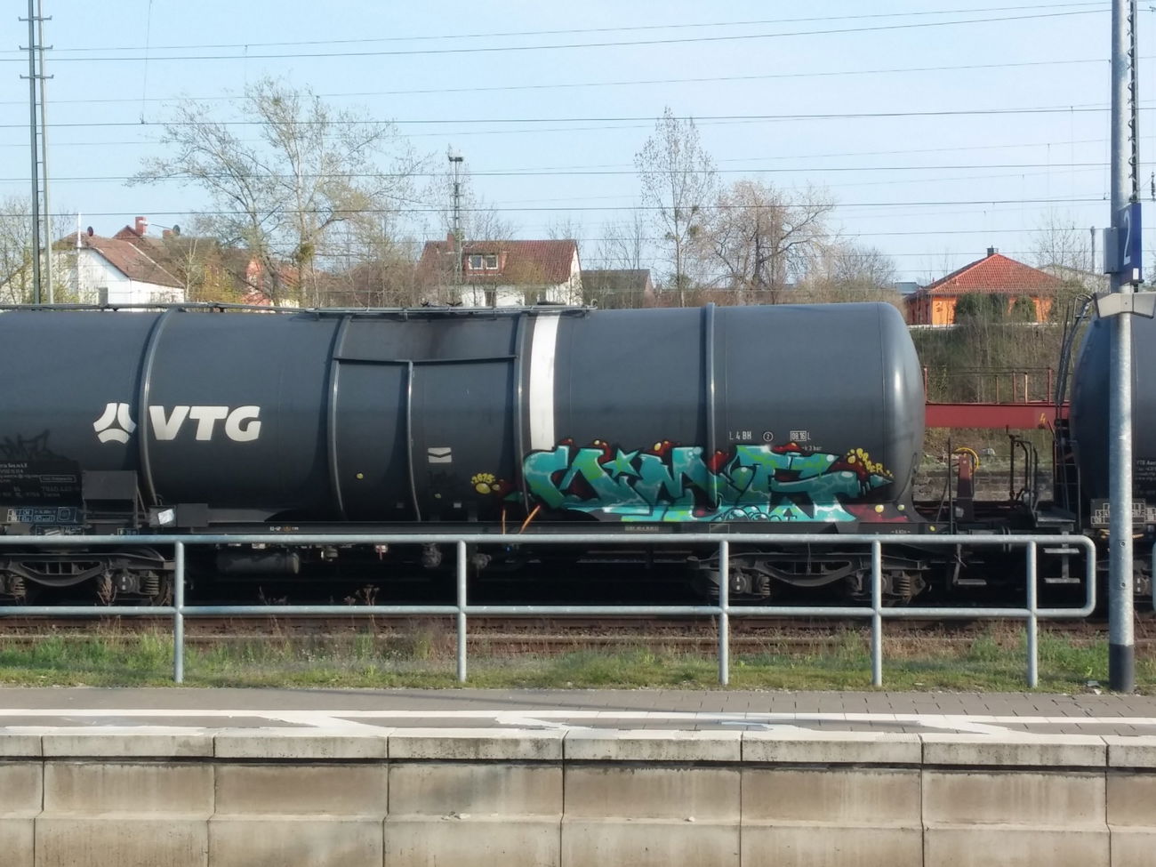 Graffiti Train - Photo by Candyflip