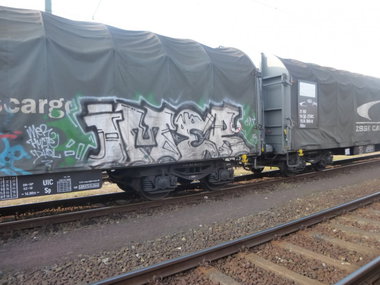 Graffiti Train - Photo by Candyflip - imer