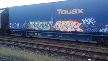 Graffiti Train - Photo by Candyflip
