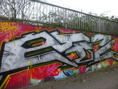 Graffiti Bombing in Magdeburg - Photo by Candyflip - 2fl, zweifel, oo (2015)