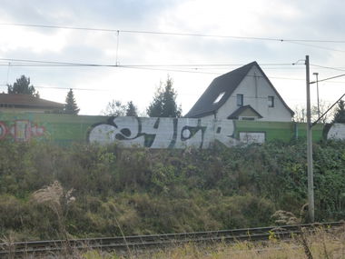 Graffiti Bombing in Magdeburg - Photo by Candyflip - 24, 24er, magdeburg (2014)