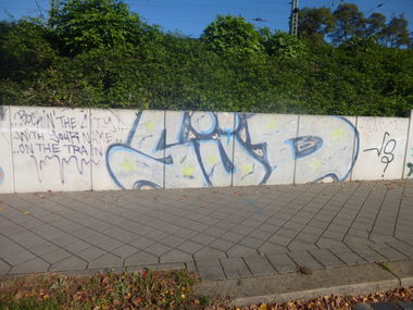 Graffiti Bombing in Magdeburg - Photo by Candyflip - süd, sued