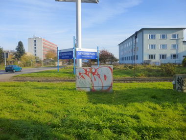 Graffiti Bombing in Magdeburg - Photo by Candyflip - süd, sued, magdeburg