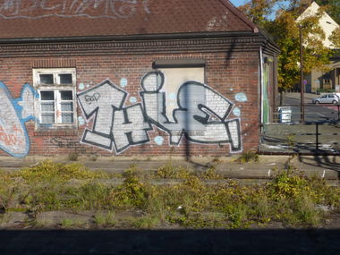 Graffiti Bombing in Magdeburg - Photo by Candyflip - thie, süd, sued