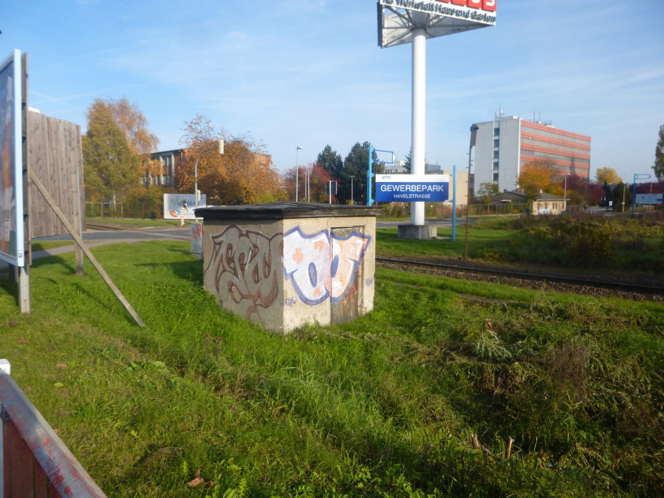 Graffiti Bombing in Magdeburg - Photo by Candyflip - dem, oo, ohoh