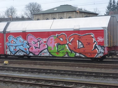 Graffiti Train - Photo by Candyflip - sego