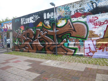 Graffiti Wall in Braunschweig - Photo by Candyflip - deat, braunschweig