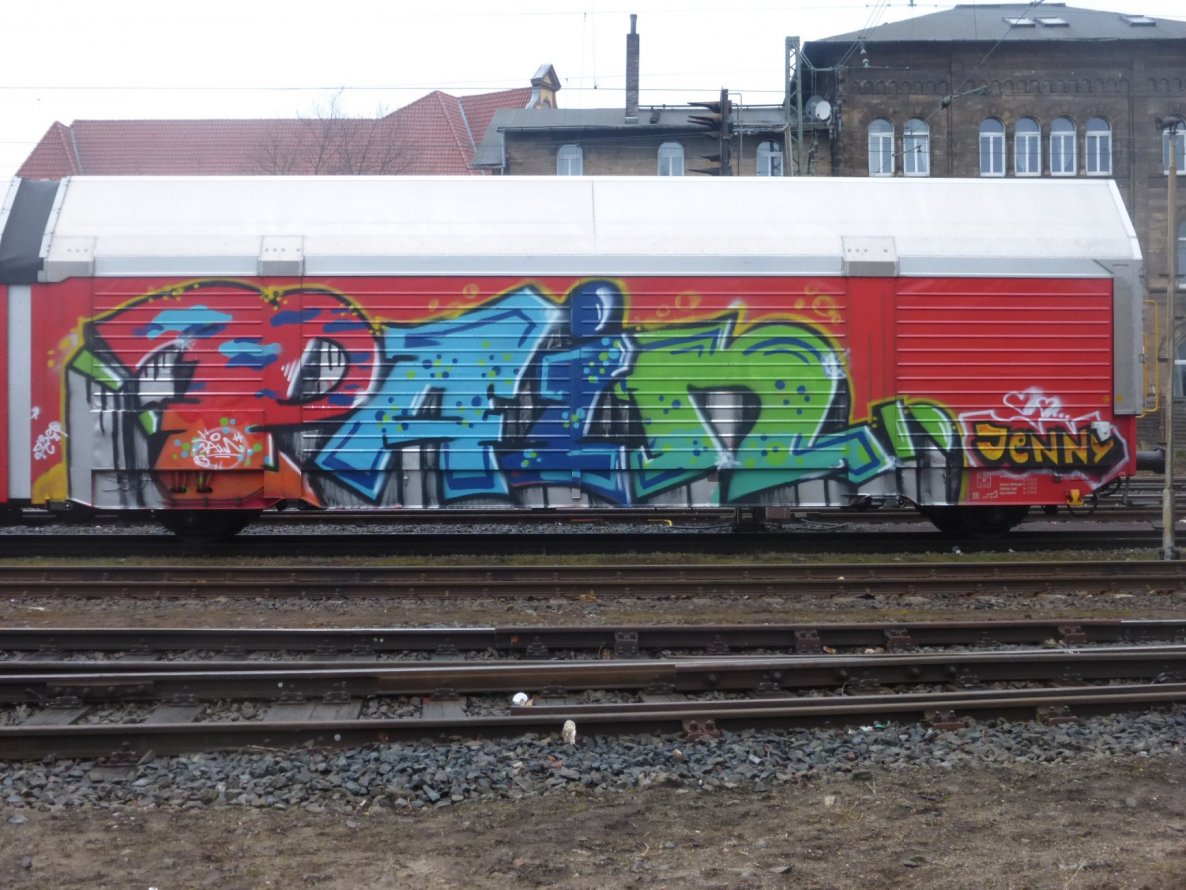 Graffiti Train - Photo by Candyflip - pain