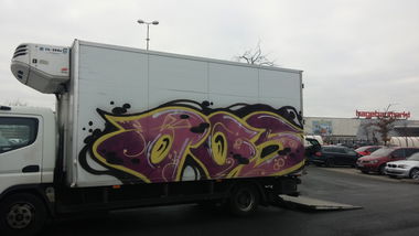 Graffiti Artwork - Photo by Candyflip - oo, ohoh